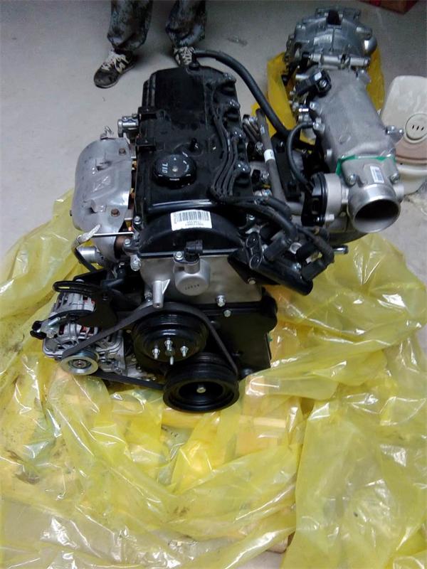 G10發(fā)動(dòng)機(jī)件