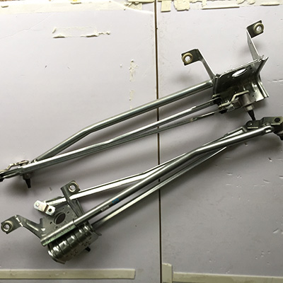 雨刮聯(lián)動(dòng)桿