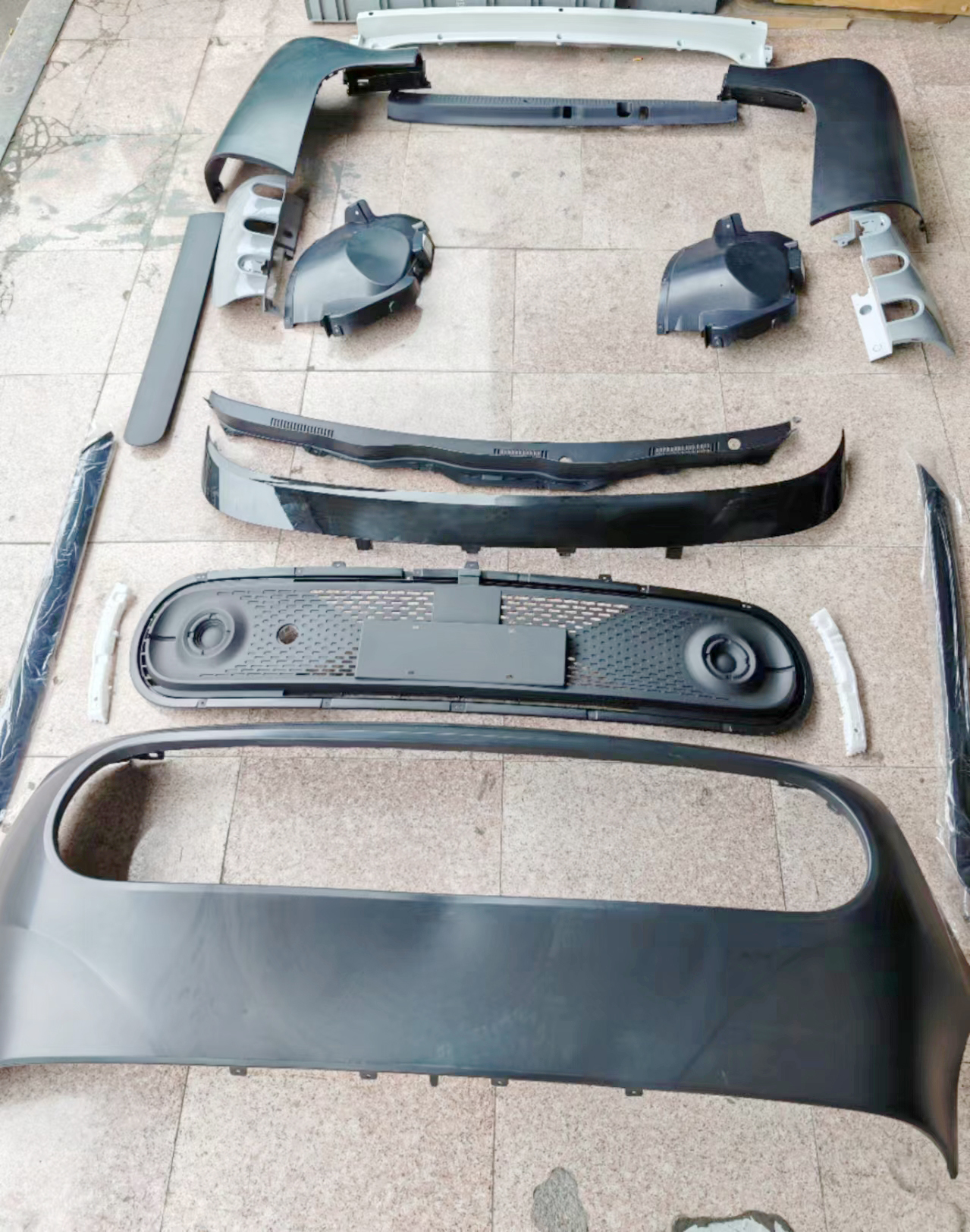 前保險(xiǎn)杠 后保險(xiǎn)杠 后保角.jpg 前保險(xiǎn)杠 后保險(xiǎn)杠 后保角.jpg